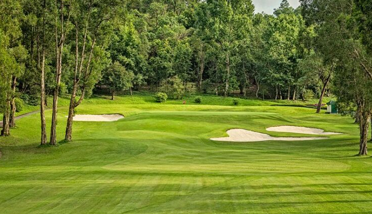 most challenging golf courses worldwide,toughest golf courses to play,world most difficult golf courses,challenging golfing destinations,golf courses with demanding layouts,top challenging courses for golfers,golfing at the toughest courses,unforgiving golf courses around the world,golfing tests at renowned courses,extreme golfing challenges worldwide,golf courses with relentless obstacles,testing your skills at difficult courses,world-class courses for experienced golfers,braving the toughest fairways and greens,golf courses that push players to their limits