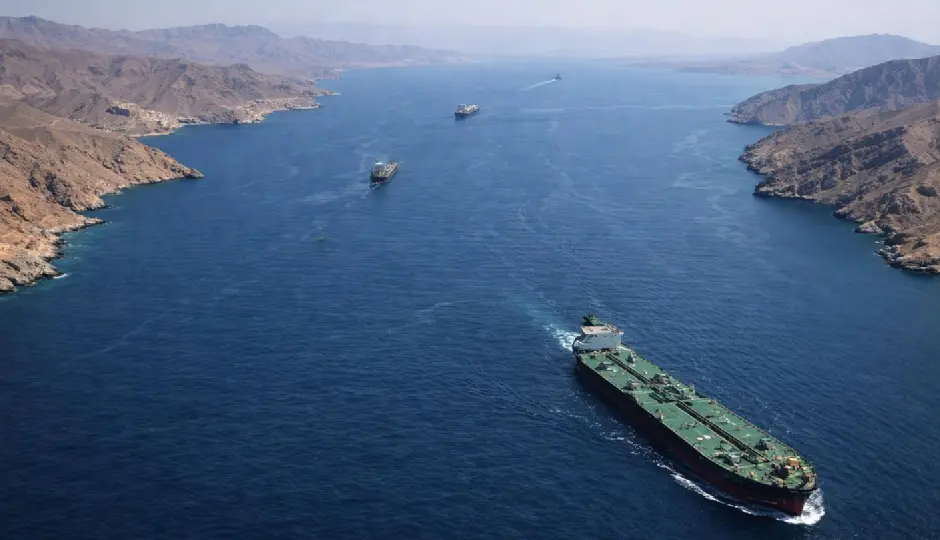 ‘अमेरिका ने नाकेबंदी जारी रखी तो…’, होर्मुज में जहाजों की आंशिक छूट के बाद ईरान ने फिर ट्रंप को दी सख्त चेतावनी