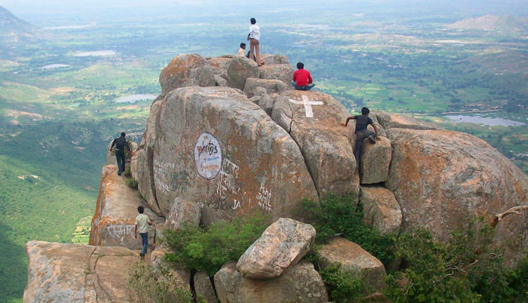 places to visit near chennai in september,best monsoon destinations near chennai,pondicherry travel guide,mahabalipuram attractions,tirupati monsoon travel,pulicat lake bird watching,gingee fort historical sites,kanchipuram temples,yelagiri hills hill station,tharangambadi coastal town,horsley hills scenic spots,kodaikanal hill station,chennai weekend getaways,monsoon trips near chennai,scenic spots near chennai in september