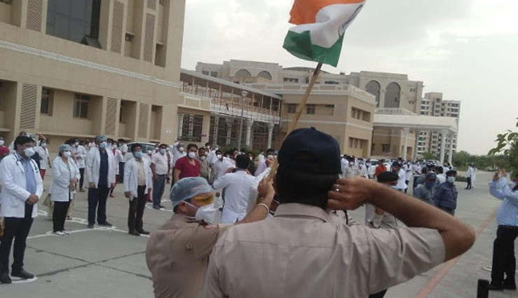 air force,pushpa varsha,indian air force,corona warriors,air force flypast,indian navy,jaipur flypast,rajasthan assembly,coronavirus,lockdown
