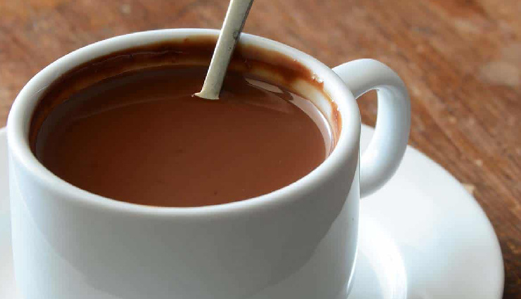 winter-friendly beverages for immunity,healthy winter drinks recipes,immunity-boosting drinks in winter,hydrating drinks for cold weather,winter immunity home remedies,turmeric milk benefits for health,ginger tea for immunity,masala chai recipe for winter,hot chocolate healthy recipe,cinnamon spiced apple cider recipe,best drinks to stay hydrated in winter,homemade winter beverages,winter drinks for sore throat,ayurvedic winter drinks for health,natural ways to boost immunity in winter