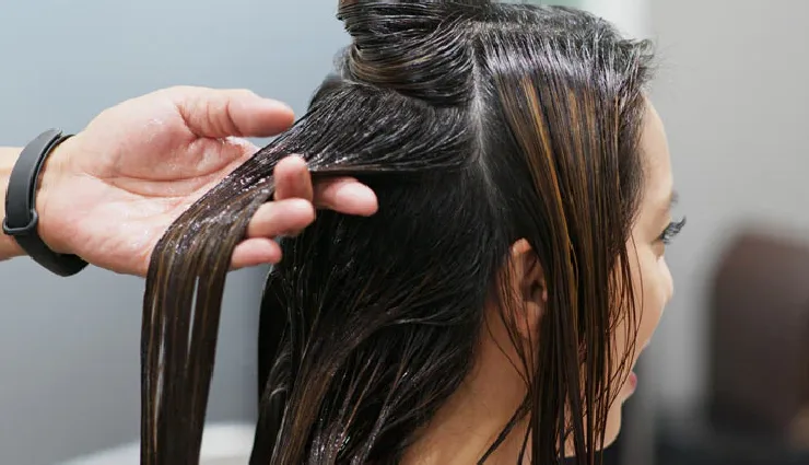 olive oil benefits for skin,olive oil for hair growth,olive oil moisturizer,olive oil anti-ageing remedy,olive oil for dandruff,olive oil for sensitive skin,olive oil hair mask,olive oil natural conditioner,olive oil for glowing skin,olive oil beauty tips