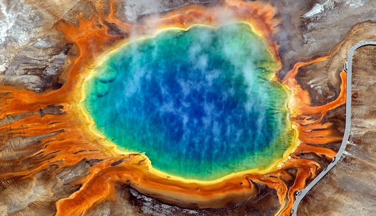 hot springs to visit in the world,hot springs,grand prismatic spring,usa,sapphire pool,cistern spring,crested pool,doublet pool,champagne pool,new zealand