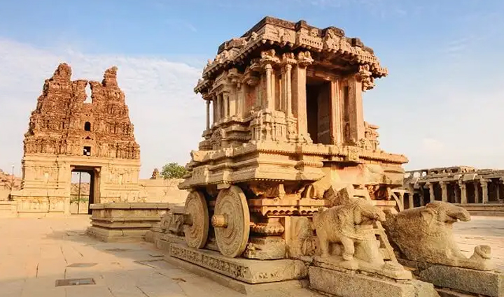 these places in india are famous for hot air balloon ride,holiday,travel,tourism