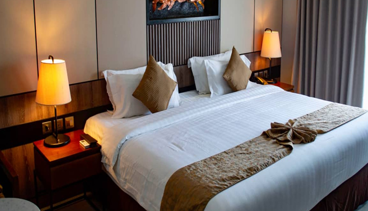 hotel booking tips,how to book a good hotel,tips for choosing the right hotel,hotel booking guide,best practices for hotel booking,hotel reservation tips,factors to consider when booking a hotel,top tips for hotel booking,hotel booking advice,secrets to booking a great hotel