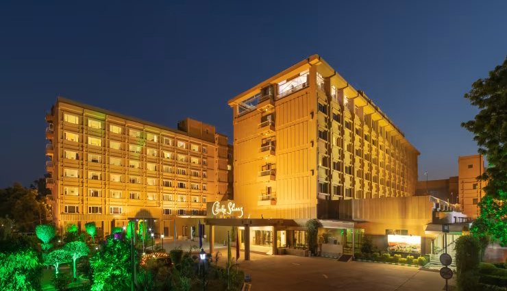 heritage hotels in india,bollywood film locations,hotels featured in movies,bollywood shooting destinations,iconic indian hotels,heritage hotel film shoots,popular film locations in india,bollywood tourism,famous movie hotels,heritage hotel stays