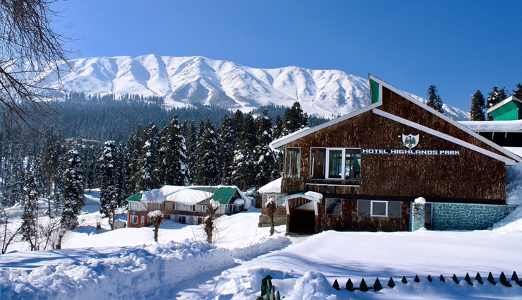 ski resorts in india,beautiful ski resorts in india,the khyber himalayan resort and spa,cliff top club,hotel highlands park,solang valley resort,the vintage gulmarg,himalayan castle resort,negis hotel mayflower,manuallaya resort,fagu ski resort,garhwal mandal vikas nigam hotel,travel,india travel,holidays,travel guide