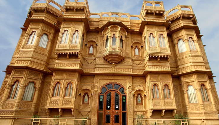 hotels in jaisalmer,jaisalmer hotels,list of hotels in jaisalmer,rajasthan,rajasthan tourism,jaisalmer the golden city,travel,travel guide,travel tips,holidays in rajasthan,rajasthan tourist places