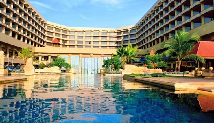 hotels for business travelers,hotels in mumbai,mumbai,india ,ट्रायडेंट नरीमन पॉइंट,  विवान्ता होटल, नोवोटल मुम्बई, होटल कोहिनूर एलाइट, जिंजर होटल, बिज़नेस ट्रेवलर्स होटल, आलिशान होटल