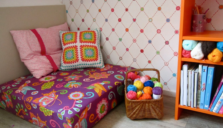 पुरानी बेडशीट को फेके नहीं इन तरीकों की मदद से उनका दुबारा करे इस्तेमाल