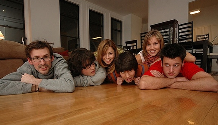 irritating house guests,ways to handle irritating house guests,guests tips