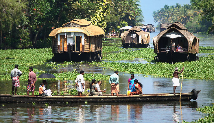 kerala travel tips and warnings,what not to do in kerala,common mistakes during kerala trip,travel precautions for kerala visitors,avoiding tourist traps in kerala,mistakes to steer clear of in kerala,kerala trip dos and donts,travel etiquette in kerala,cultural sensitivities in kerala,kerala travel safety guidelines