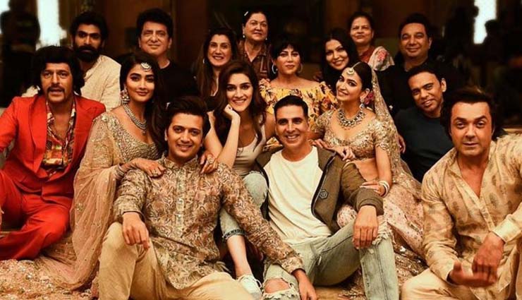 अक्षय कुमार की 'हाउसफुल 4' का दिवाली धमाका, फिल्म ने 3 दिन में कमा डाले इतने करोड़