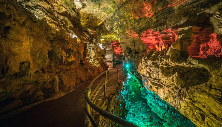 caves in new york,new york underground wonders,spelunking in new york,subterranean beauty of new york,new york remarkable caves,underground adventures in new york,hidden caves in the empire state,discovering new york geological treasures,exploring caves in upstate new york,caverns and caves in the state of new york