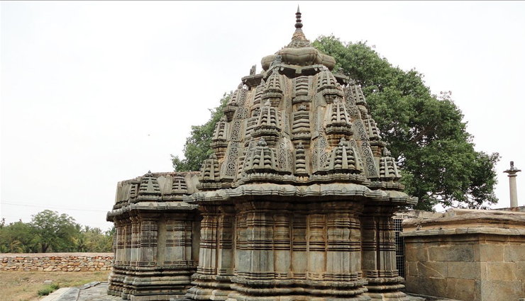 hoysala temples,must visit hoysala temples,laxmi narasimha temple,nuggehalli,sadashiva temple,ishwara temple,arasikere,veer narayan temple,belavadi,brahmeshwar temple,kikkeri,panchlingeshwar temple,govindanhalli