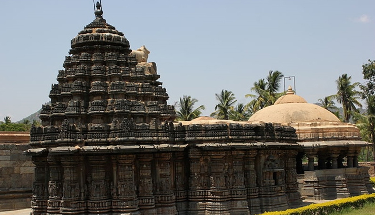 hoysala temples,must visit hoysala temples,laxmi narasimha temple,nuggehalli,sadashiva temple,ishwara temple,arasikere,veer narayan temple,belavadi,brahmeshwar temple,kikkeri,panchlingeshwar temple,govindanhalli