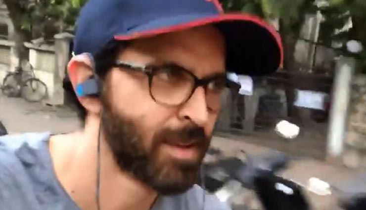 फिटनेस चैलेंज एक्सेप्ट कर फंसे ऋतिक, मुंबई पुलिस से हुई शिकायत