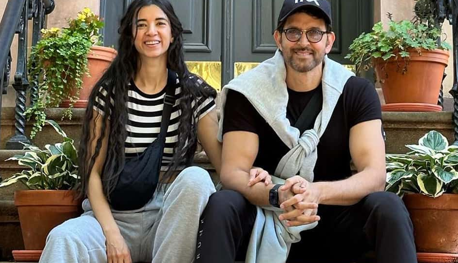 2 News : सबा के साथ 4 साल पूरे होने पर ऋतिक ने ऐसे जताई खुशी, ‘कांतारा : चैप्टर 1’ की एक्ट्रेस रुक्मिणी ने कहा…