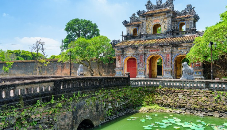 vietnam,vietnam travel,vietnam tourist,vietnam tourist places,travel,travel guides,travel tips