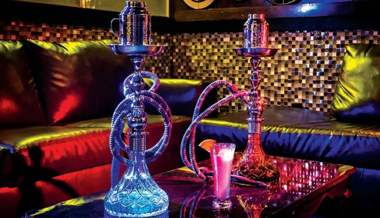 राजधानी दिल्ली में चल रहा था कैफे की आड़ में हुक्का बार, छह गिरफ्तार