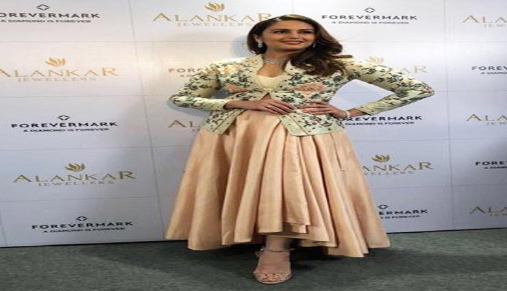 फैशन की मदद से छिपा सकते है अपनी टमी को, दिखने लगेगी आप स्लिम fashion tips,fashion tips in hindi,women fashion,hide your tummy by fashion