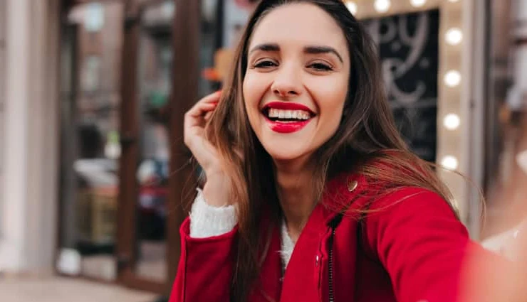 10 Good and Bad Types of Humor People Use With Friends or in a Relationship