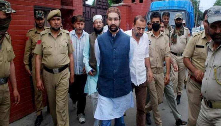 जम्मू-कश्मीर: पुलवामा में आतंकियों के साथ मुठभेड़ जारी, सेना के 4 जवान घायल jammu kashmir,pulwama,pulwama latest news,terrorist,terrorist activity