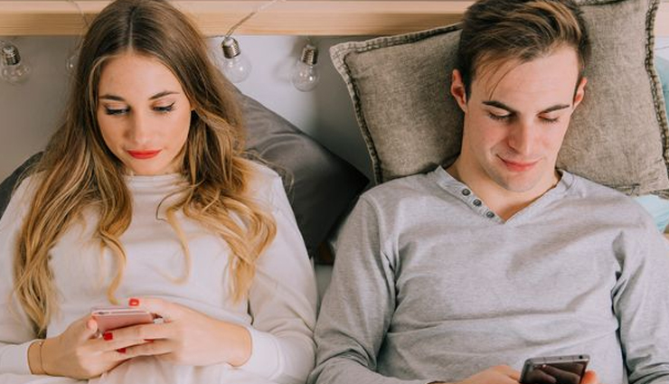 reasons of changed behavior,husband changed behavior,couple tips,relationship tip