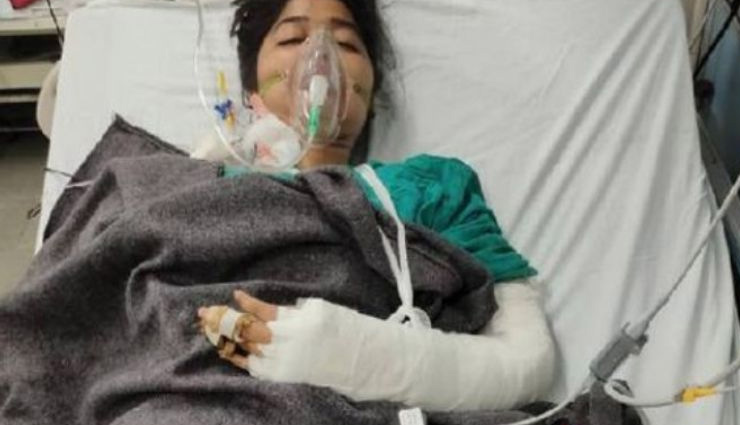 Bhopal News: पति ने काट दिए थे पत्नी के हाथ-पैर, 6 घंटे की सर्जरी के बाद डॉक्टरों ने जोड़ा हाथ