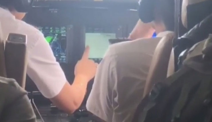 Sakshi Dhoni hopes that Husband- Wife pilots flying her plane don’t start fighting midair