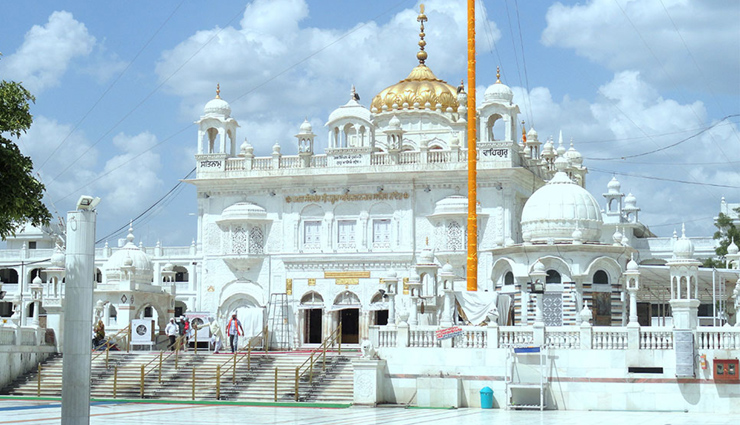 gurudwaras in india,famous gurudwaras in india,gurudwaras to travel,travel,travel guide,travel tips