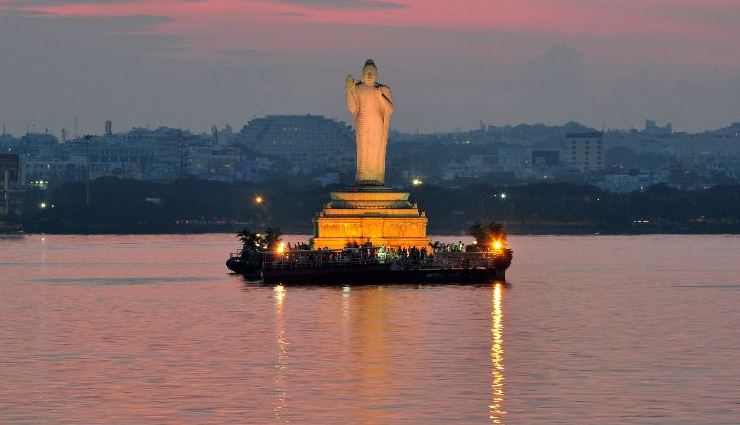 6 Must Visit Tourist Attraction in Hyderabad