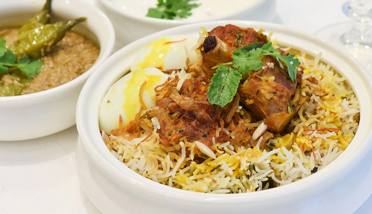 delicious cuisines of hyderabad,hyderabad,food of hyderabad,irani chai,hyderabadi biryani,haleem,hyderabadi marag,keema samosa,boti kebab