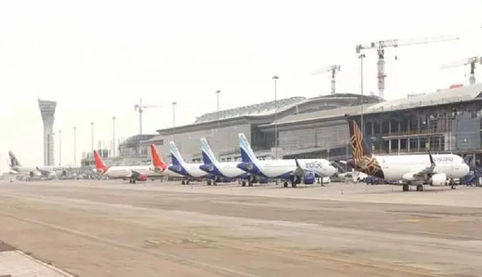 हैदराबाद एयरपोर्ट पर बम की धमकी से मचा हड़कंप, इंडिगो फ्लाइट को  किया गया डायवर्ट