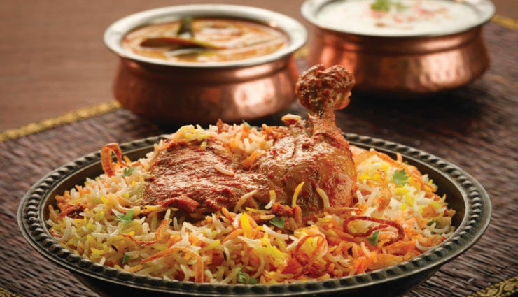 street food,famous street food,street food in india,travel,travel india,travel tips