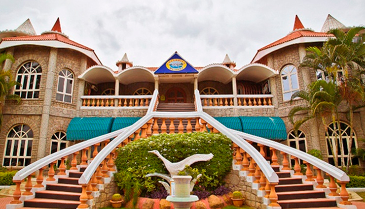 monsoon wedding destinations,gorgeous wedding locations in the rainy season,best monsoon wedding destinations,planning a beautiful monsoon wedding,top destinations for a stunning rainy season wedding,rainy season wedding venues,exquisite monsoon wedding destinations,unique locations for a gorgeous monsoon wedding,destination wedding during the rainy season,planning a memorable monsoon wedding