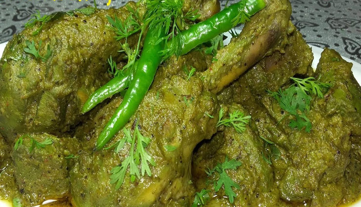 hyderabadi green chicken,recipe hyderabadi green chicken,recipe,chicken recipe ,हैदराबादी ग्रीन चिकन, हैदराबादी ग्रीन चिकन रेसिपी, रेसिपी, चिकन रेसिपी, हैदराबादी रेसिपी, खाना-खजाना 