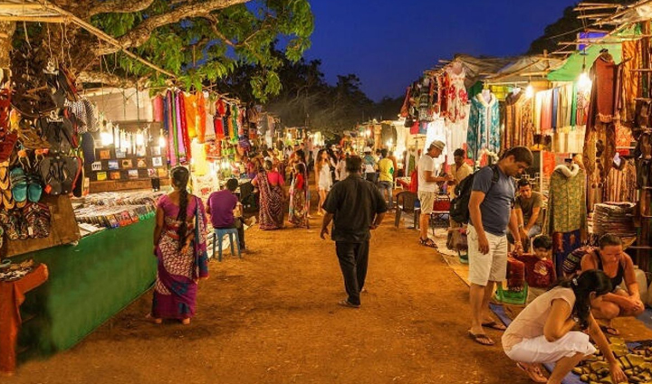 along with its biryani,hyderabad is also known for its markets if you come do shopping from here,holiday,travel,tourism