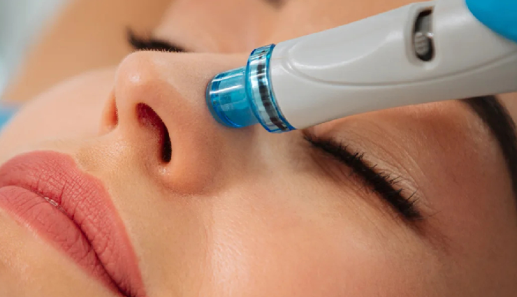 hydrafacial benefits,skin rejuvenation with hydrafacial,deep cleansing facial benefits,exfoliation benefits for skin,hydration benefits of hydrafacial,improved skin tone with hydrafacial,reduction of fine lines and wrinkles,brightening effects of hydrafacial,hyperpigmentation reduction,non-invasive facial treatment,customizable skincare solutions,hydrafacial for radiant skin,immediate skincare results,hydrafacial for all skin types,advanced facial treatment benefits