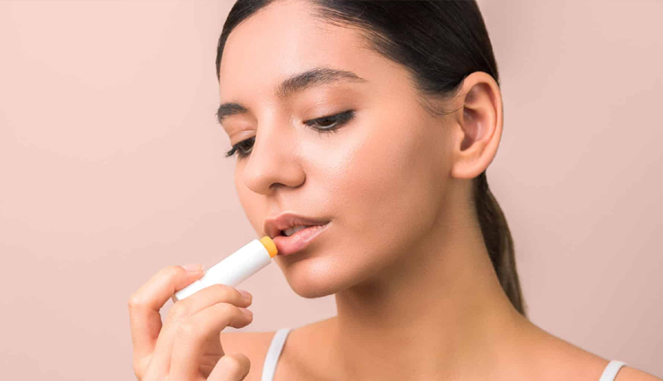 lips beauty,lips care tips,lips care in winters,winters lips care,dry lips in winter,dark lips,beauty,beauty tips