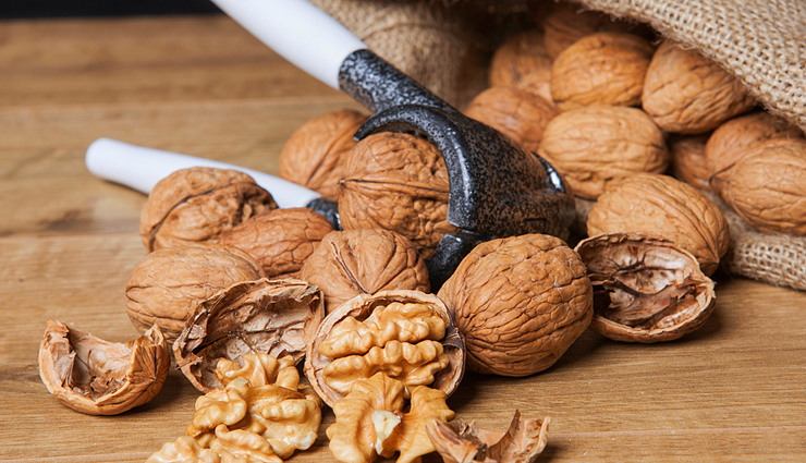 diy hydrating face masks,face masks for dull skin,homemade face masks for glowing skin,natural hydrating face masks,diy face masks for dry skin,best diy masks for hydration,how to make hydrating face masks,moisturizing face masks at home,diy skincare for dull skin,homemade beauty masks for hydration