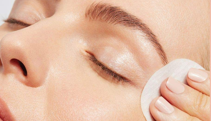 मेकअप का सबसे जरूरी हिस्सा हैं आंखों का आकर्षण, इन टिप्स से निखारें इन्हें eye makeup tips for a stunning look,enhance your eyes with makeup,eye makeup ideas for different eye shapes,makeup tricks for brighter eyes,natural eye makeup tutorial,eye makeup dos and donts,smokey eye makeup tutorial for beginners,best eye makeup products for a flawless look,eye makeup trends for the season,eye makeup tips for a glamorous look