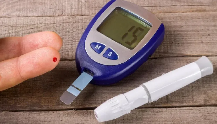 night sweats causes,why do i sweat at night,excessive night sweating,night sweat symptoms,menopause night sweats,health issues night sweats,manage night sweats,sleep sweating solutions,night sweat treatment,hormonal changes and night sweats