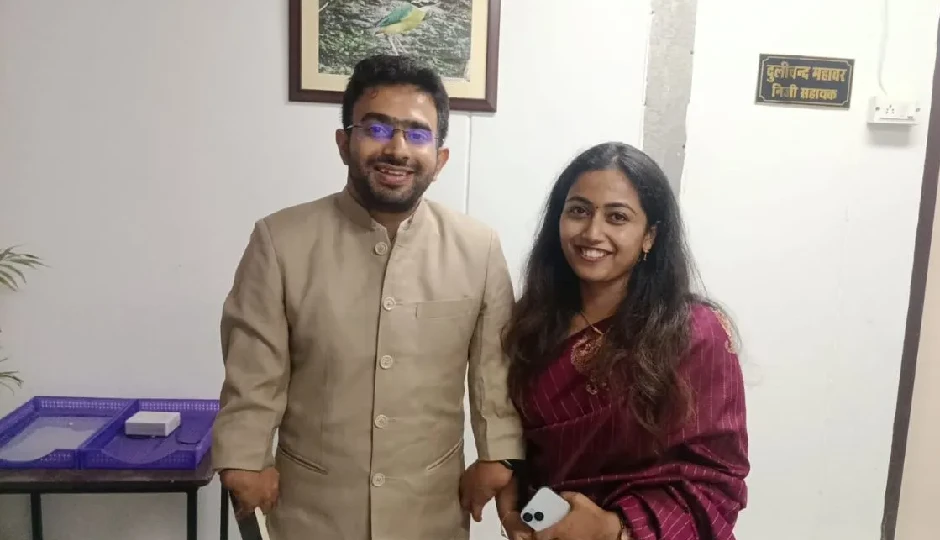 ना शहनाई, ना शोर-शराबा...दो IAS अधिकारियों ने सादगी से रचाया विवाह, बनी मिसाल