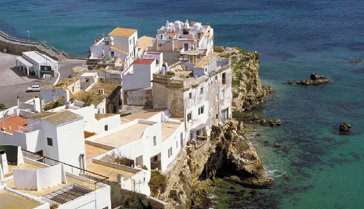 beautiful islands in europe,europe island vacations,best islands to visit in europe,european island travel,romantic european islands,top islands in europe,europe beach destinations,island hopping europe,hidden gems europe islands,europe island getaways