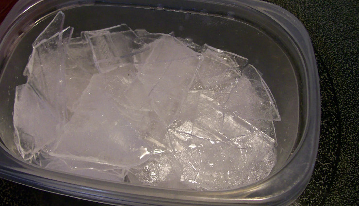 foods for stomach flu recovery,beat stomach flu with food,best foods for gastroenteritis,banana for stomach flu,ginger nausea relief,rice water stomach flu,low-acidic fruits,garlic immune boost,crackers for upset stomach,coconut water hydration