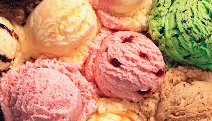 high-fat dairy products,foods that increase cholesterol,high cholesterol diet,cholesterol-raising dairy,full-fat milk and cholesterol,butter and cholesterol,cheese and cholesterol,cream and cholesterol,high-fat yogurt,ice cream cholesterol risk,low-fat dairy alternatives,heart health and saturated fats