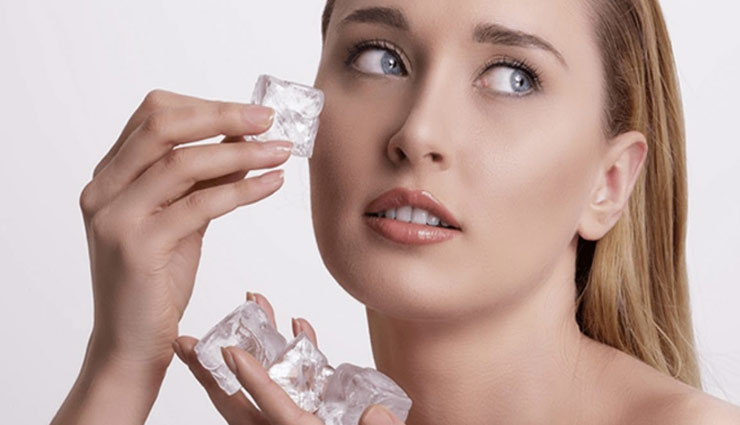 ठंडी-ठंडी आइसक्यूब भी निखार सकती है आपकी त्वचा की रंगत, जानें इसके उपाय