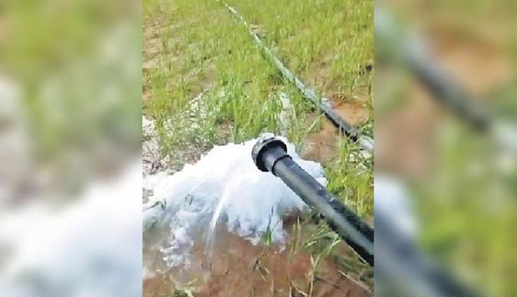 नागौर : सर्दी का ऐसा सितम कि पाइप से पानी की जगह निकली बर्फ, बारिश के आसार
