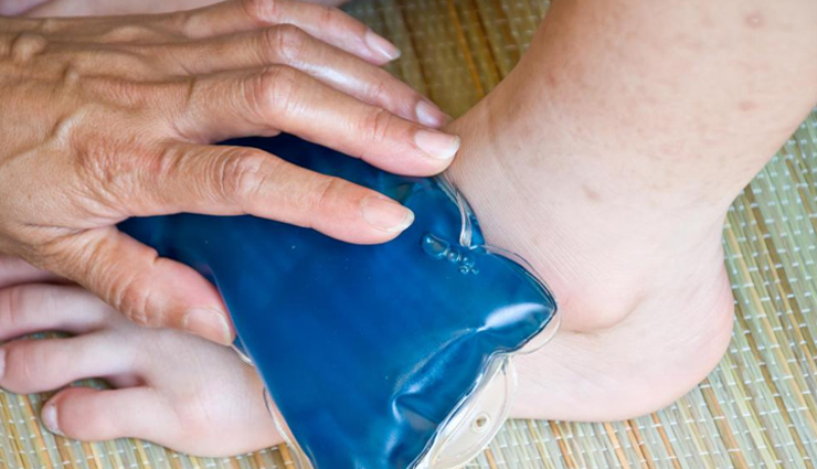 home remedies for heel pain,natural remedies for heel pain,heel pain relief at home,remedies to alleviate heel pain,heal heel pain naturally,relieving heel pain with home remedies,heel pain home treatments,ways to get rid of heel pain at home,natural remedies for painful heels,home remedies for foot pain